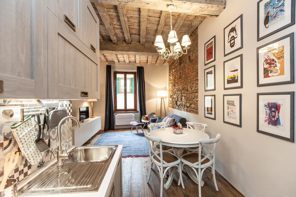 Boheme Apartment By Mamo Florens Exteriör bild